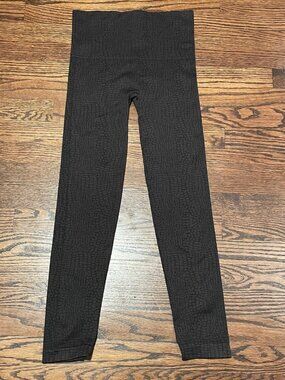 Spanx Leggings Look At Me Now Seamless Brown Black Animal Print Snake Croc Sz L